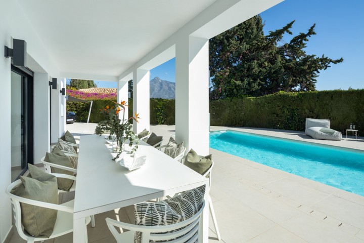 5 Bedroom Villa in Nueva Andalucía