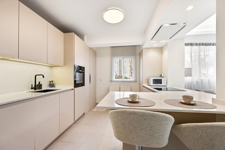 2 Bedroom Apartment in Marbella