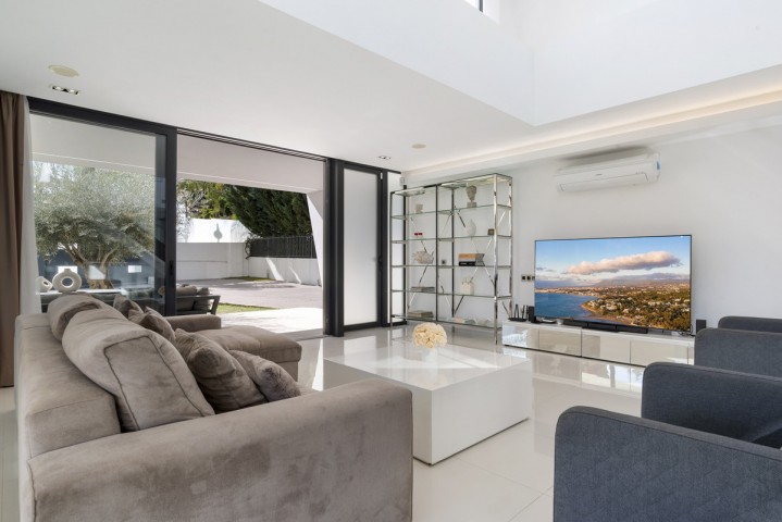 5 Bedroom Villa in Nueva Andalucía
