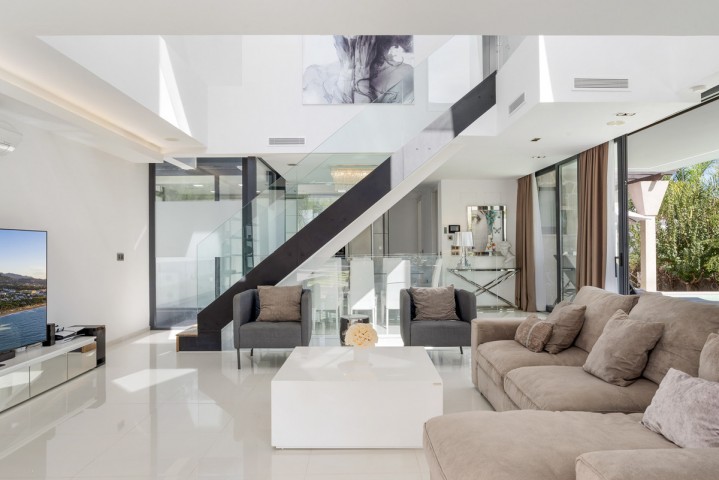 5 Bedroom Villa in Nueva Andalucía