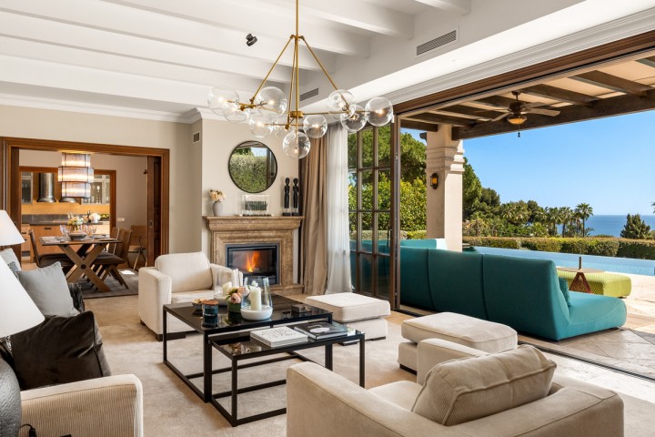 6 Bedroom Villa in The Golden Mile
