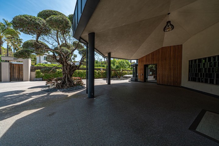 9 Bedroom Villa in Marbella