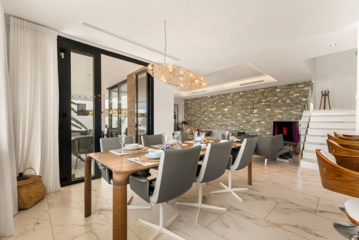 3 Bedroom Villa in New Golden Mile