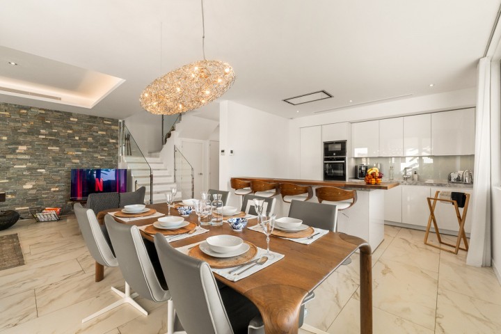 3 Bedroom Villa in New Golden Mile