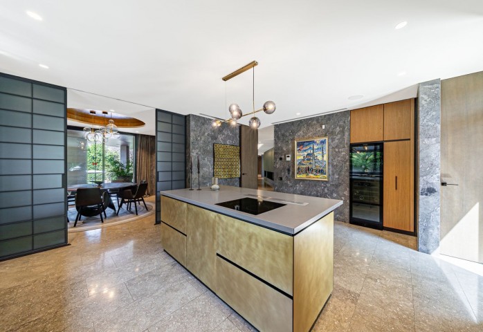 9 Bedroom Villa in Marbella