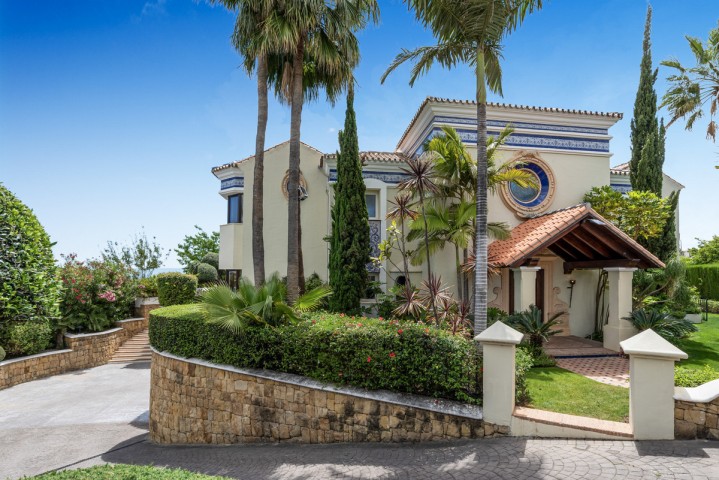5 Bedroom Villa in Benahavís
