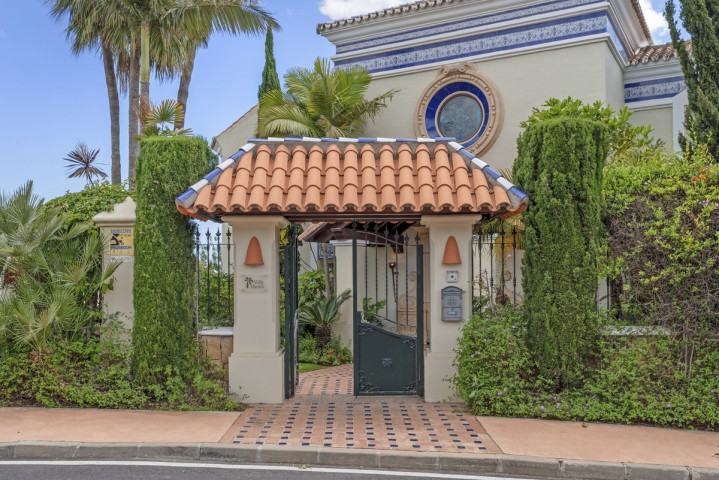 5 Bedroom Villa in Benahavís