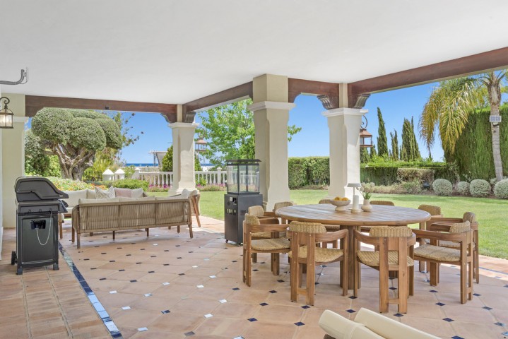 5 Bedroom Villa in Benahavís
