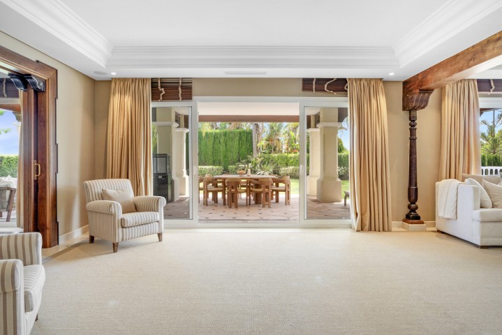 5 Bedroom Villa in Benahavís