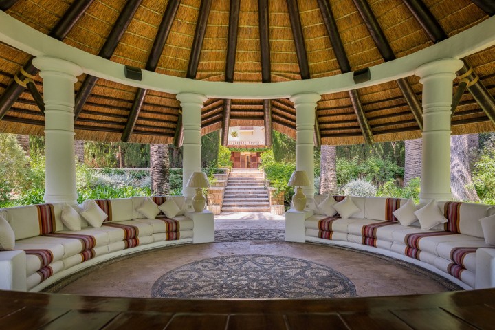 9 Bedroom Villa in The Golden Mile
