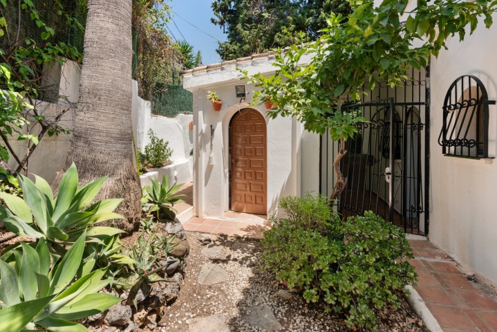 4 Bedroom Villa in Nueva Andalucía