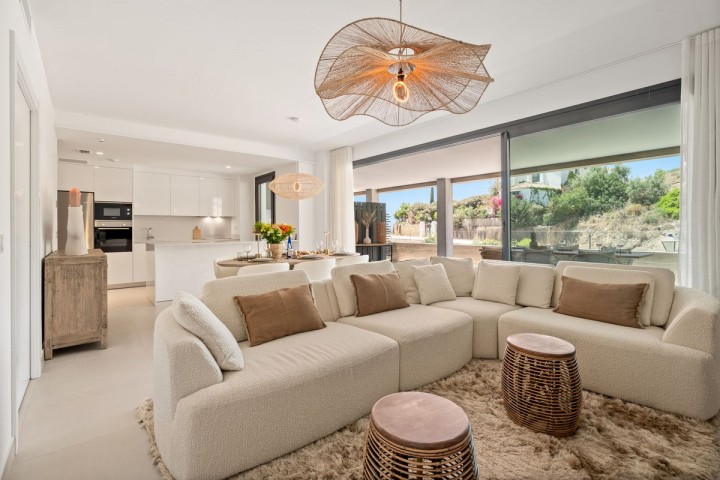 2 Bedroom Apartment in Altos de los Monteros
