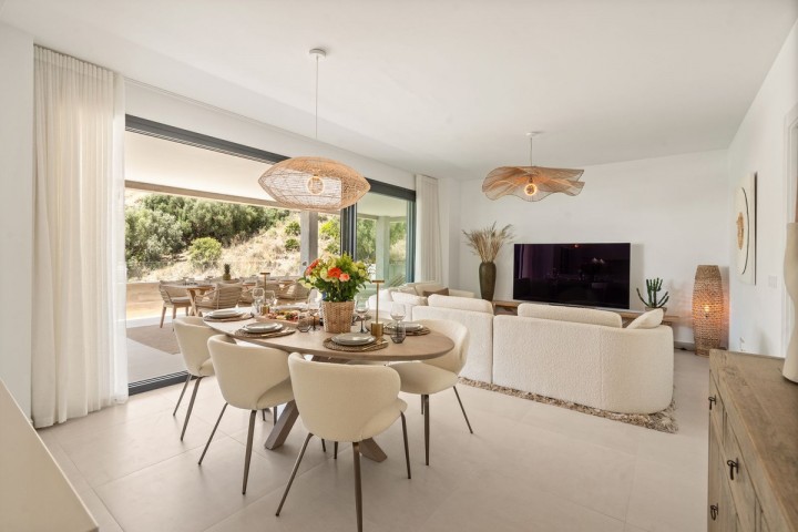 2 Bedroom Apartment in Altos de los Monteros