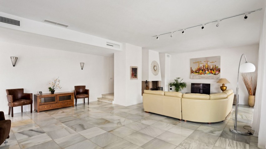 6 Bedroom Villa in Puerto Banús