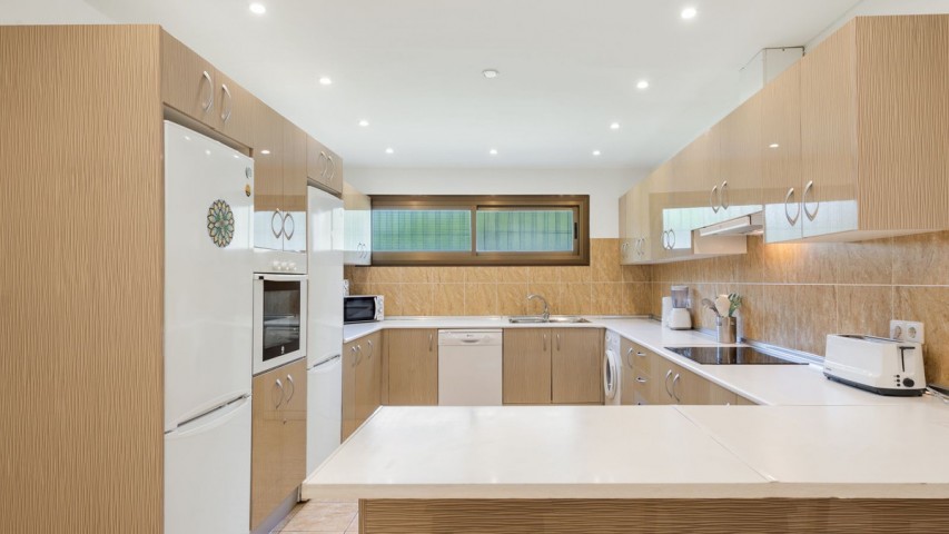 6 Bedroom Villa in Puerto Banús