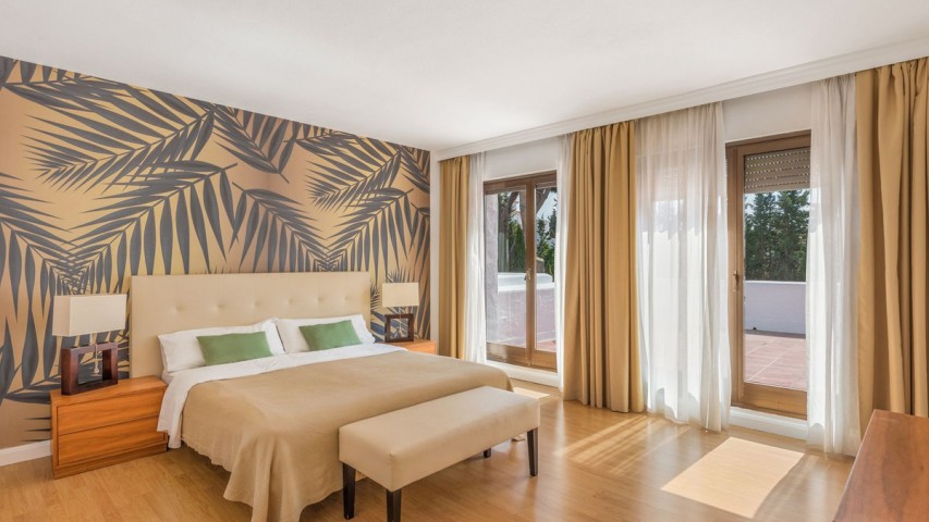 6 Bedroom Villa in Puerto Banús
