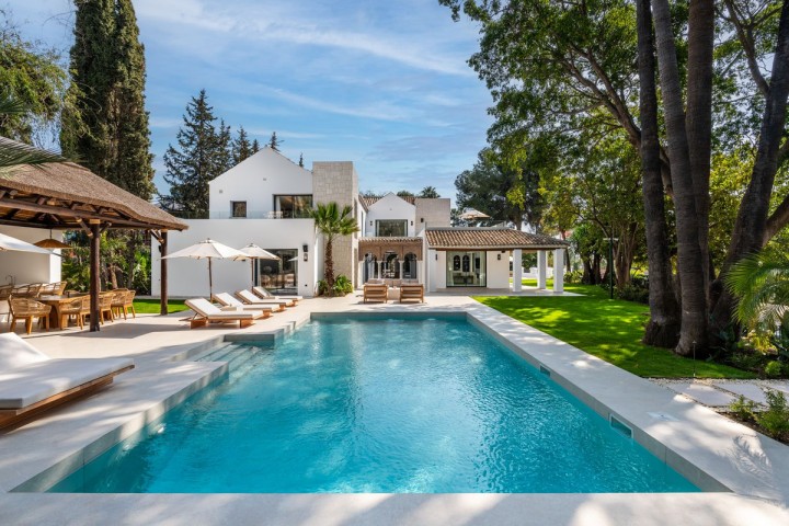 5 Bedroom Villa in Las Brisas