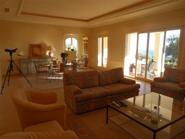 4 Bedroom Villa in Altos de los Monteros