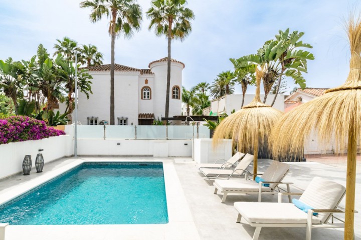 4 Slaapkamer Villa in Nueva Andalucía