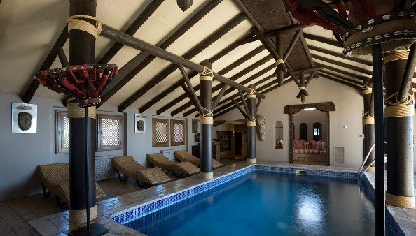 Villa avec 6 Chambres  à Los Monteros