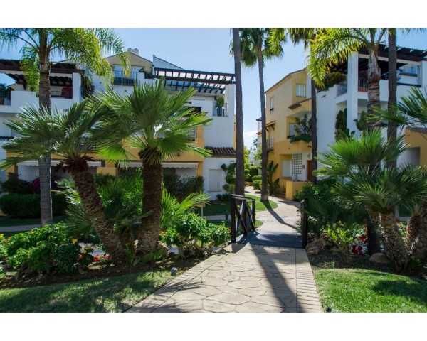 4 Bedroom Townhouse in Bahía de Marbella