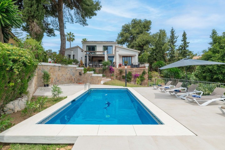 Villa avec 4 Chambres  à Carib Playa