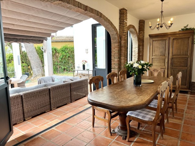 Villa avec 4 Chambres  à Carib Playa