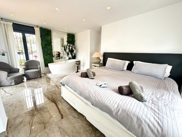Villa avec 4 Chambres  à Carib Playa