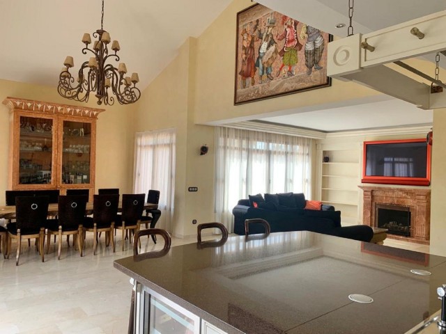 3 Bedroom Apartment in Puerto Banús