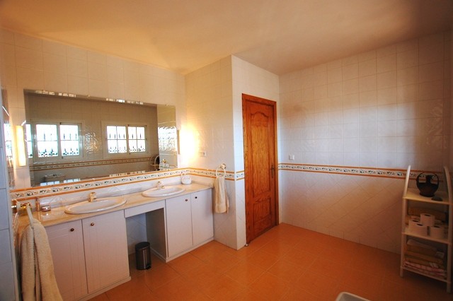 3 Bedroom Villa in Valtocado