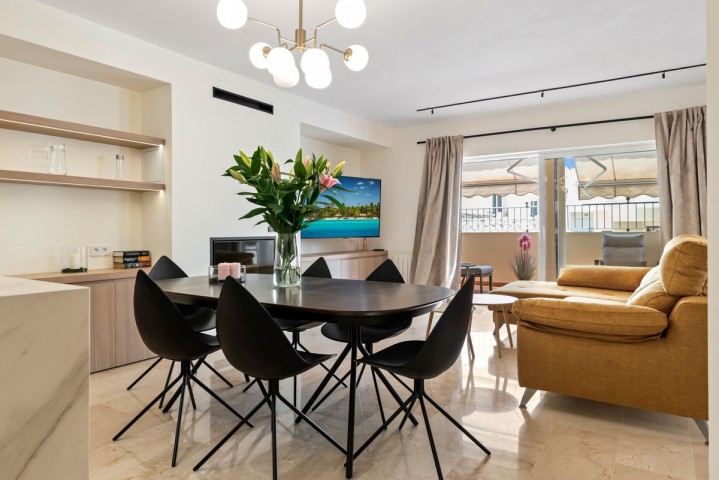 4 Bedroom Townhouse in Costabella