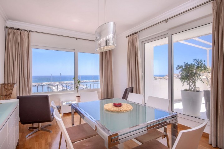 Penthouse in Puerto Banús