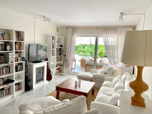 3 Bedroom Apartment in Puerto Banús