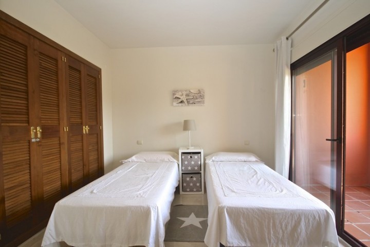 Ático con 4 Dormitorios  en Marbella