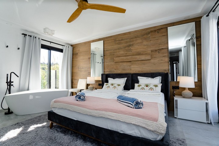 6 Bedroom Villa in Puerto Banús