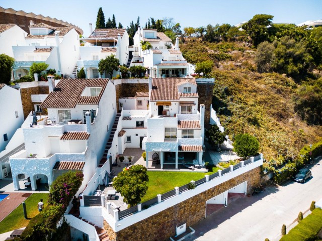 4 Slaapkamer Rijtjeshuis in Marbella