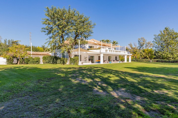 8 Bedroom Villa in Benahavís