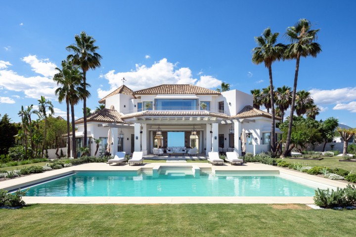 7 Bedroom Villa in Monte Halcones