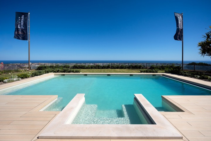 7 Bedroom Villa in Monte Halcones