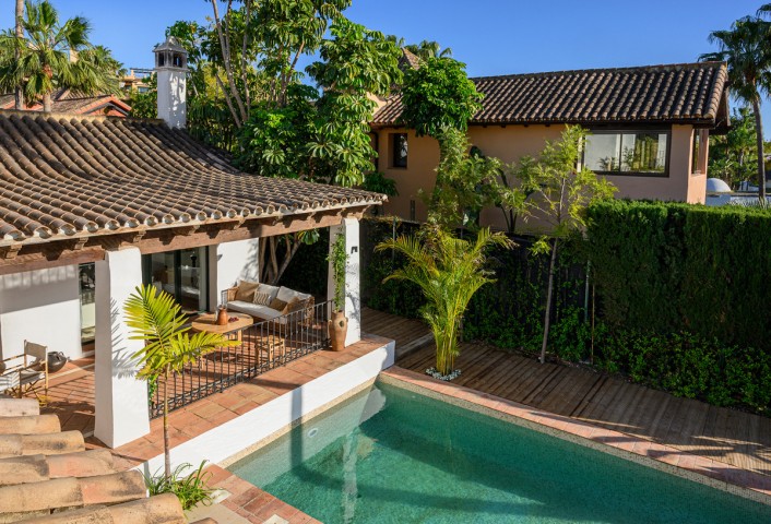 4 Sovrums Villa i Estepona