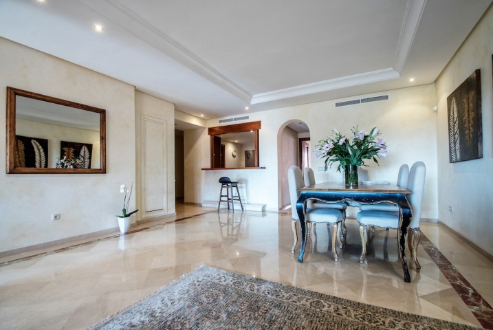 2 Schlafzimmer Apartment in Estepona