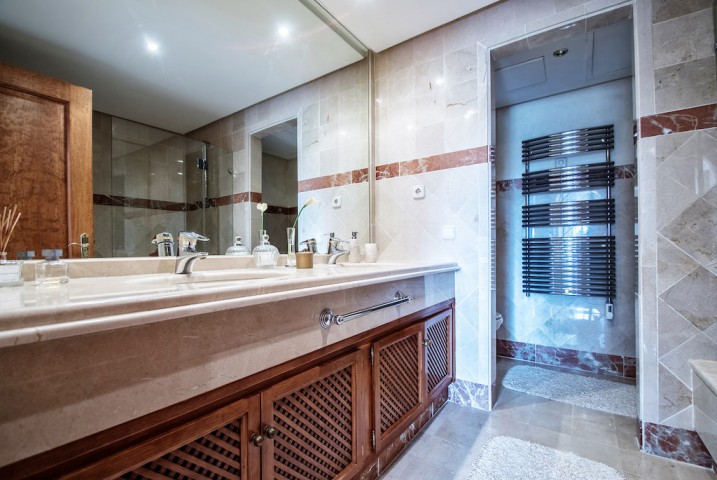 2 Schlafzimmer Apartment in Estepona