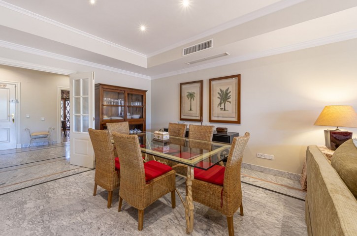 4 Bedroom Apartment in The Golden Mile