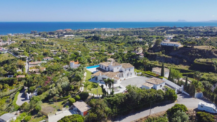 5 Bedroom Villa in Estepona