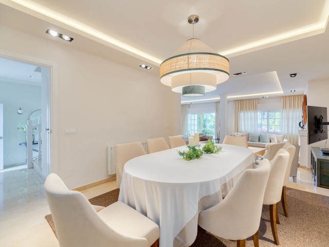 7 Slaapkamer Villa in Guadalmina Baja