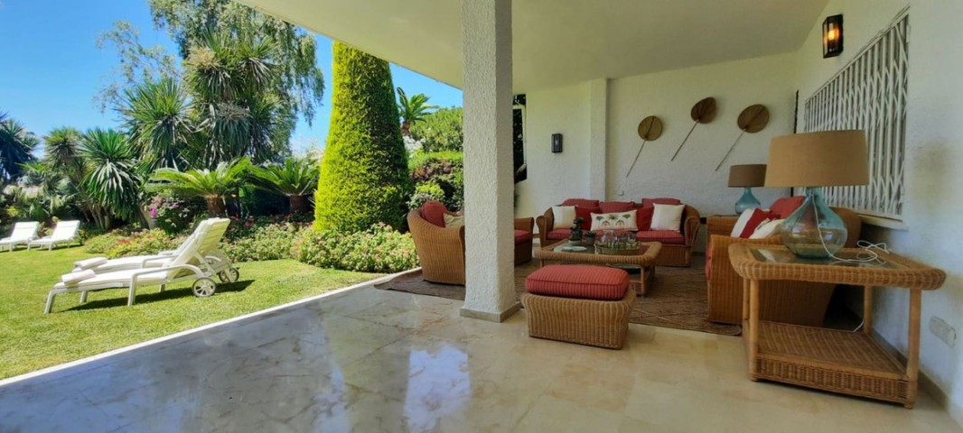 7 Slaapkamer Villa in Guadalmina Baja