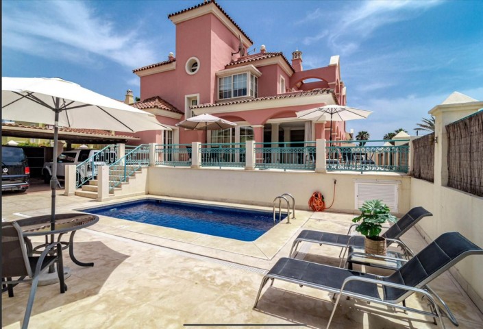 5 Bedroom Villa in Marbella