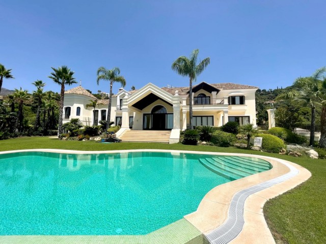 6 Bedroom Villa in La Zagaleta