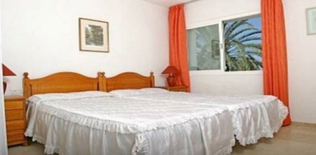 6 Bedroom Apartment in Cortijo Blanco