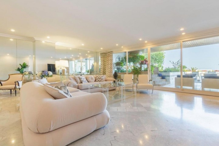 3 Bedroom Apartment in Puerto Banús
